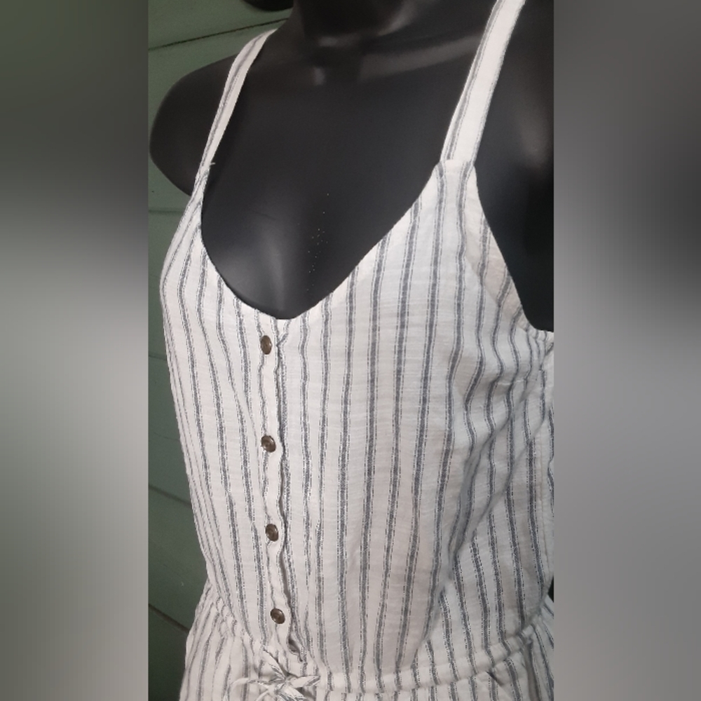 Old Navy Romper- Women's XS - Picture 2 of 7